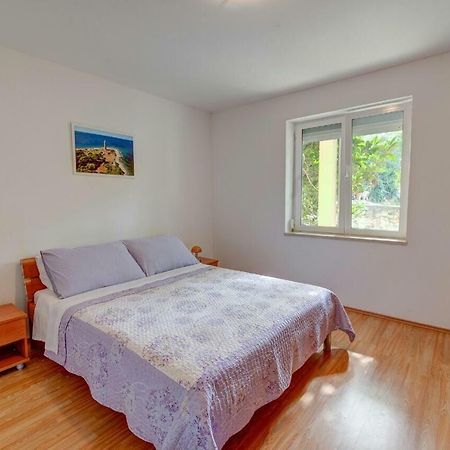 Apartments Savar - Ilo Brbinj Екстер'єр фото