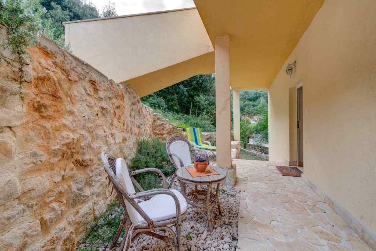 Apartments Savar - Ilo Brbinj Екстер'єр фото