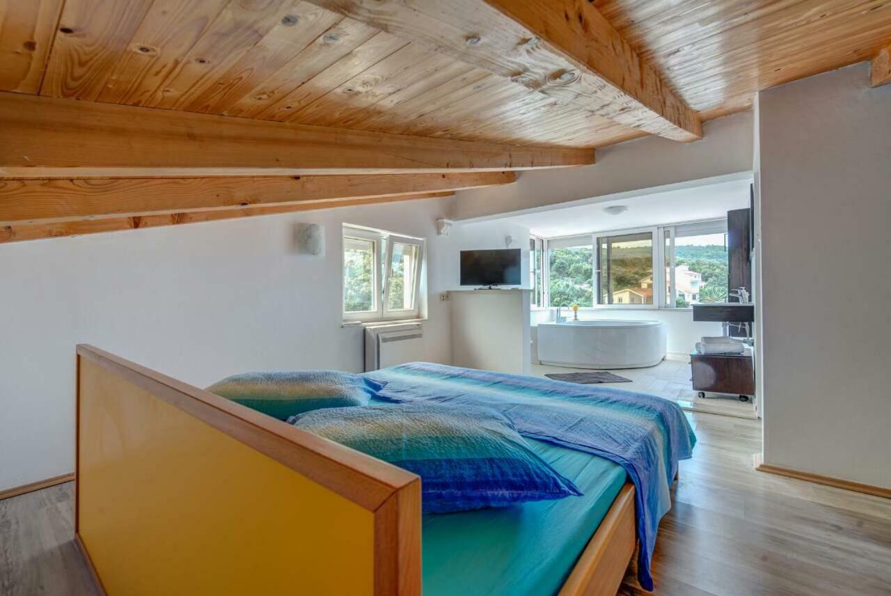 Apartments Savar - Ilo Brbinj Екстер'єр фото