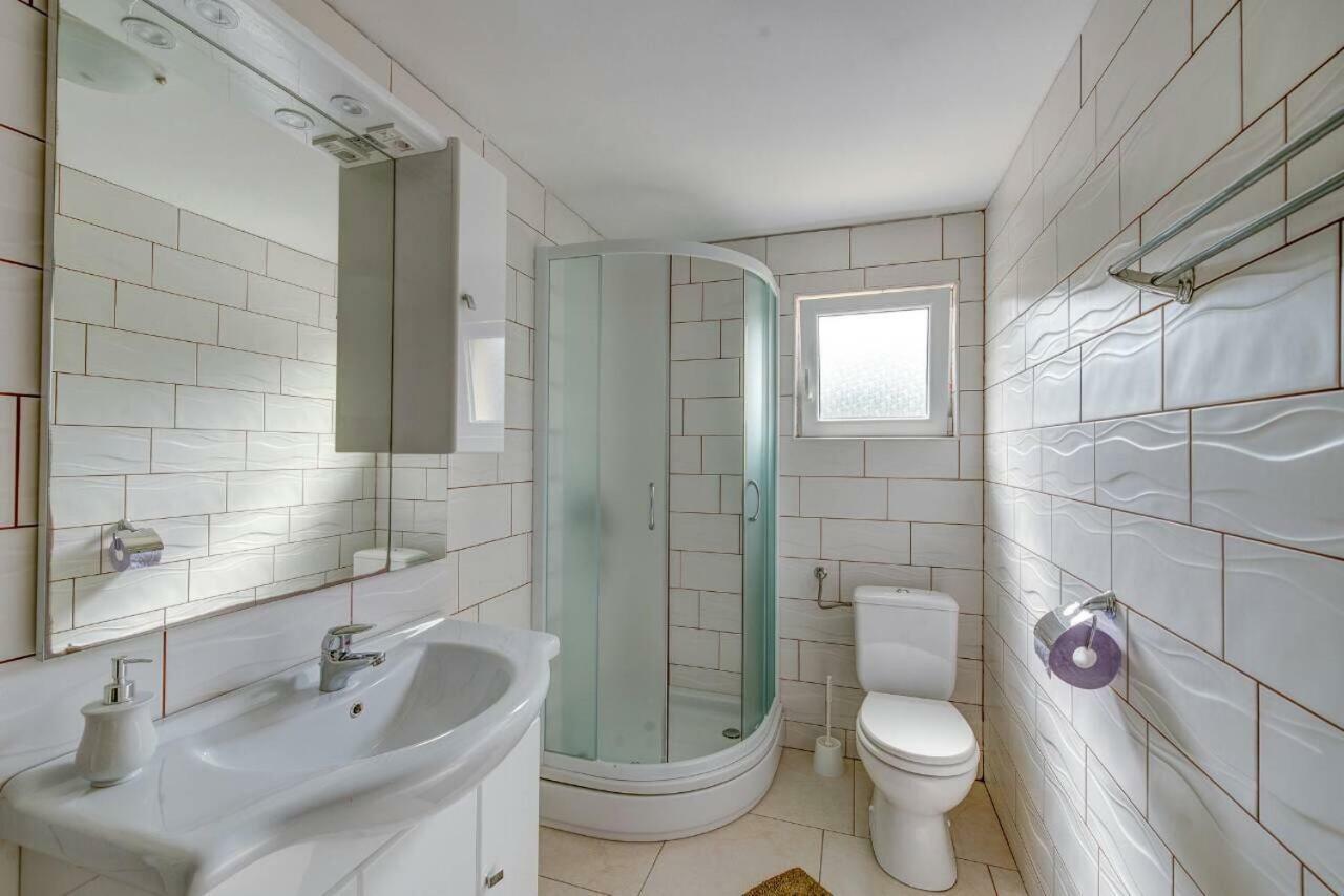 Apartments Savar - Ilo Brbinj Екстер'єр фото