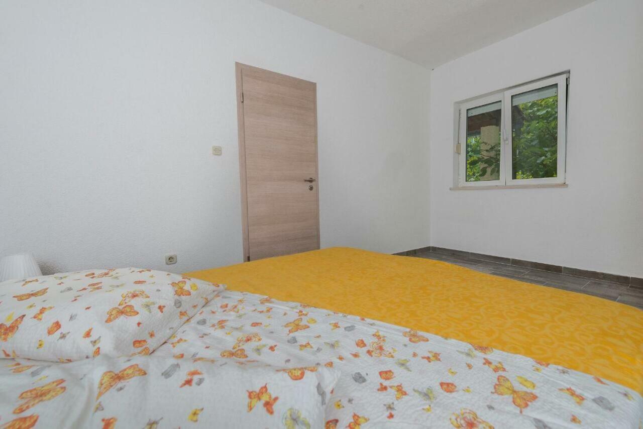 Apartments Savar - Ilo Brbinj Екстер'єр фото