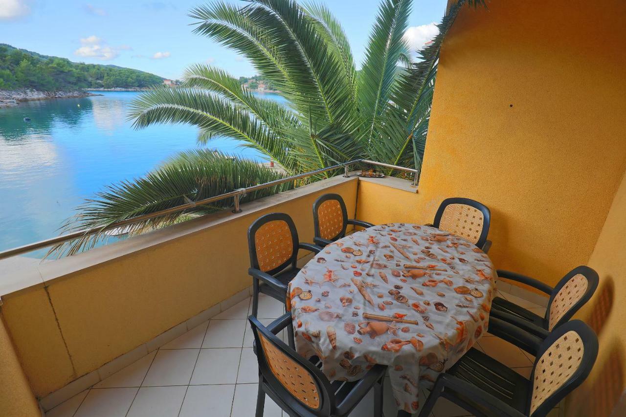 Apartments Savar - Ilo Brbinj Екстер'єр фото